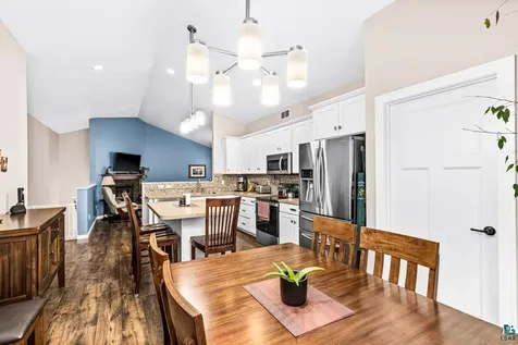 5286 Twin Pines Street Hermantown MN 55811