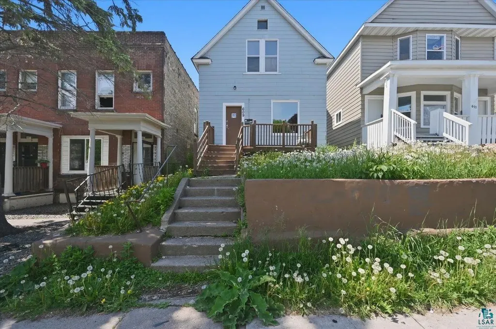 609 E 6th Street Duluth MN 55805