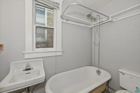 609 E 6th Street Duluth MN 55805