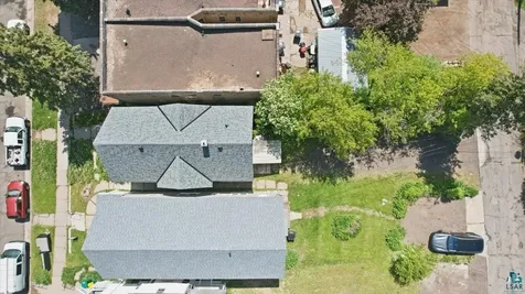 609 E 6th Street Duluth MN 55805