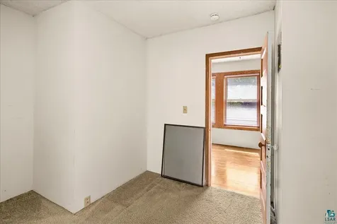 720 N 23rd Avenue W Duluth MN 55806
