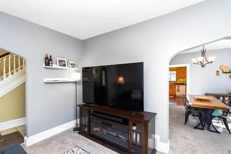 5005 Tioga Street Duluth MN 55804