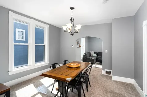 5005 Tioga Street Duluth MN 55804