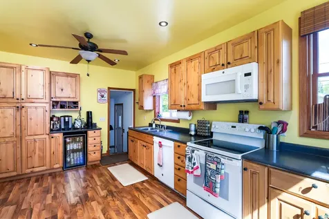 5005 Tioga Street Duluth MN 55804