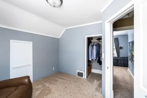 5005 Tioga Street Duluth MN 55804
