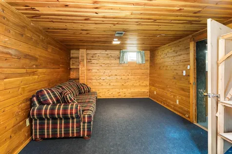 5005 Tioga Street Duluth MN 55804