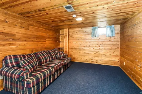 5005 Tioga Street Duluth MN 55804