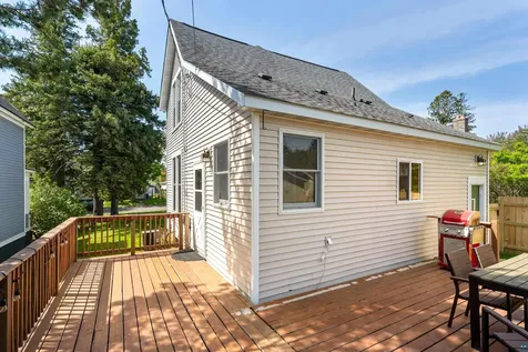 5005 Tioga Street Duluth MN 55804