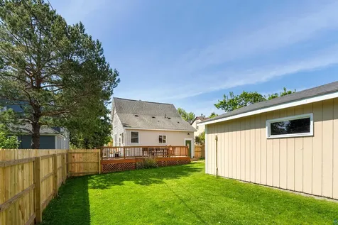 5005 Tioga Street Duluth MN 55804