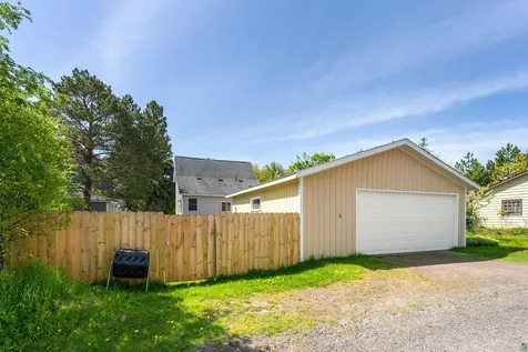 5005 Tioga Street Duluth MN 55804