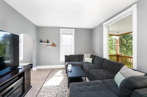 5005 Tioga Street Duluth MN 55804