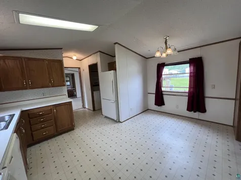 1 Plumtree Circle Duluth MN 55810