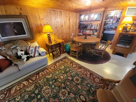 1738 Hwy 61 E Grand Marais MN 55604