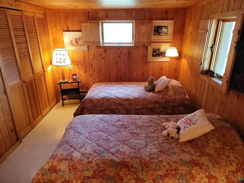 1738 Hwy 61 E Grand Marais MN 55604