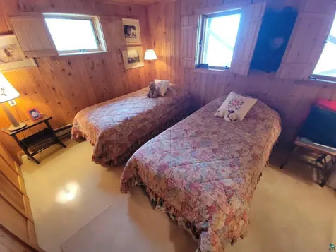 1738 Hwy 61 E Grand Marais MN 55604