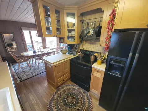 1738 Hwy 61 E Grand Marais MN 55604