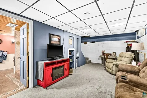 4108 Trinity Road Duluth MN 55811
