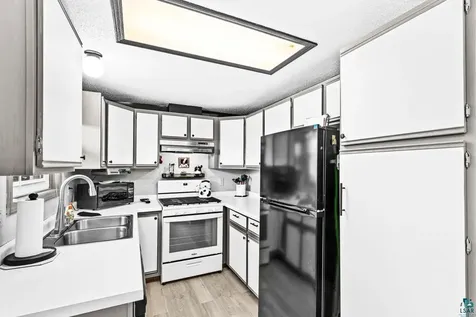 4108 Trinity Road Duluth MN 55811