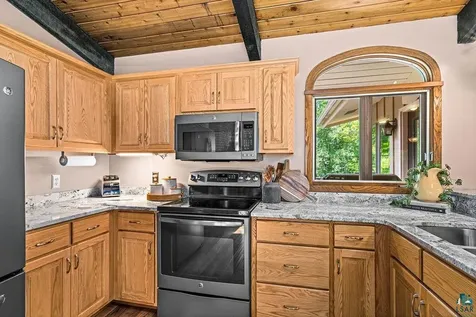 4314 Peabody Lane Duluth MN 55804