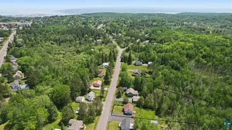 3021 Hutchinson Road Duluth MN 55811