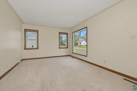3021 Hutchinson Road Duluth MN 55811