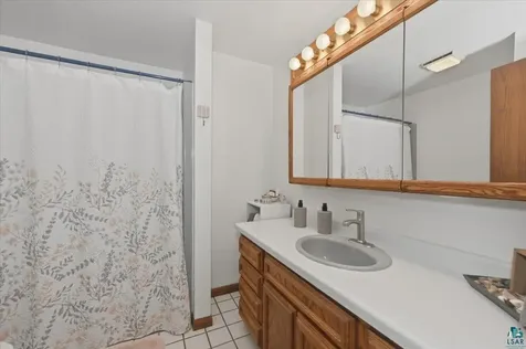 20-22 W 7th Street Duluth MN 55806