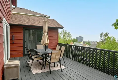 20-22 W 7th Street Duluth MN 55806