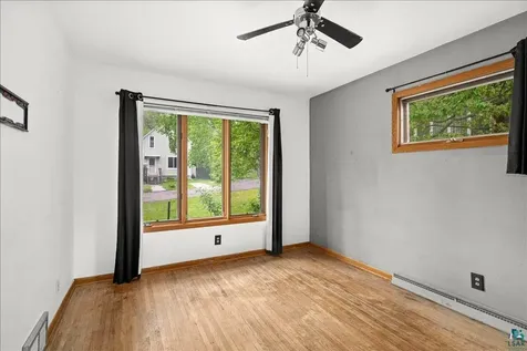 1514 N 53rd Avenue W Duluth MN 55807