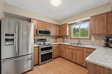 59 Highgate Street Superior WI 54880