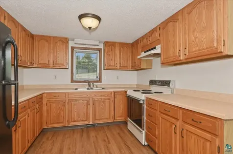 20-22 W 7th Street Duluth MN 55806