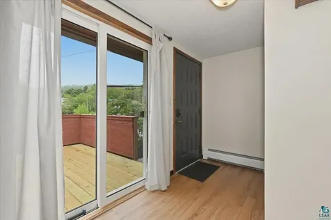 20-22 W 7th Street Duluth MN 55806