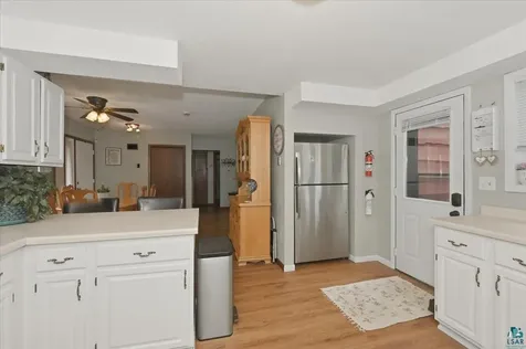 20-22 W 7th Street Duluth MN 55806