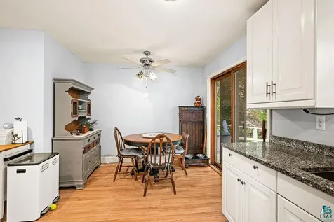 1724 Warren Avenue Duluth MN 55811