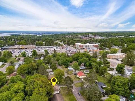1724 Warren Avenue Duluth MN 55811