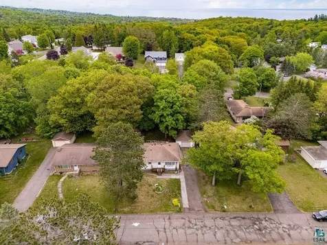 1724 Warren Avenue Duluth MN 55811