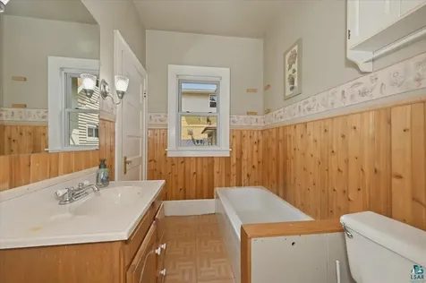 612 Carlton Avenue Cloquet MN 55720