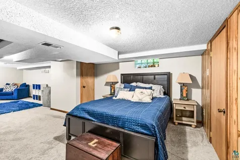 303 W Owatonna Street Duluth MN 55803