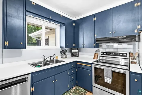 303 W Owatonna Street Duluth MN 55803