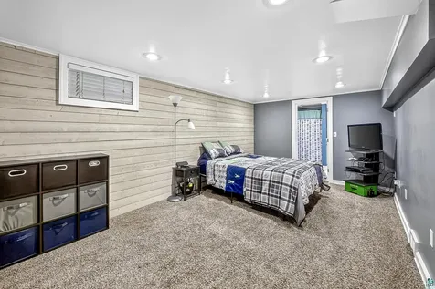 1217 102nd Avenue W Duluth MN 55808