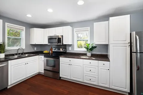 711 N 44th Avenue E Duluth MN 55804