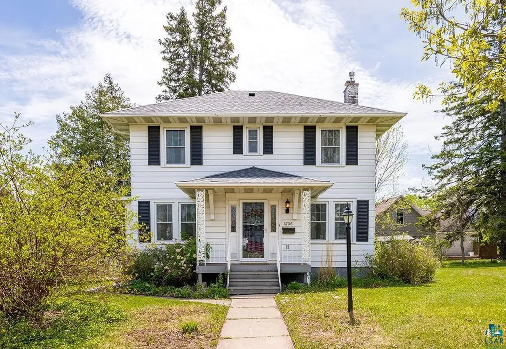 4706 Pitt Street Duluth MN 55804