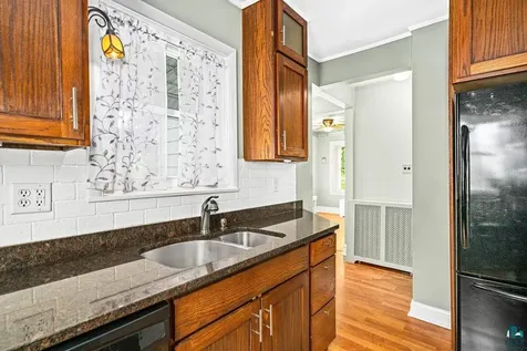 4706 Pitt Street Duluth MN 55804