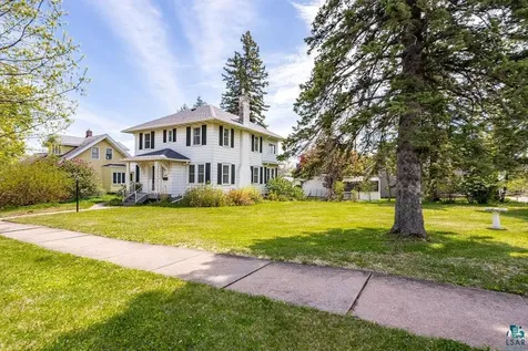 4706 Pitt Street Duluth MN 55804