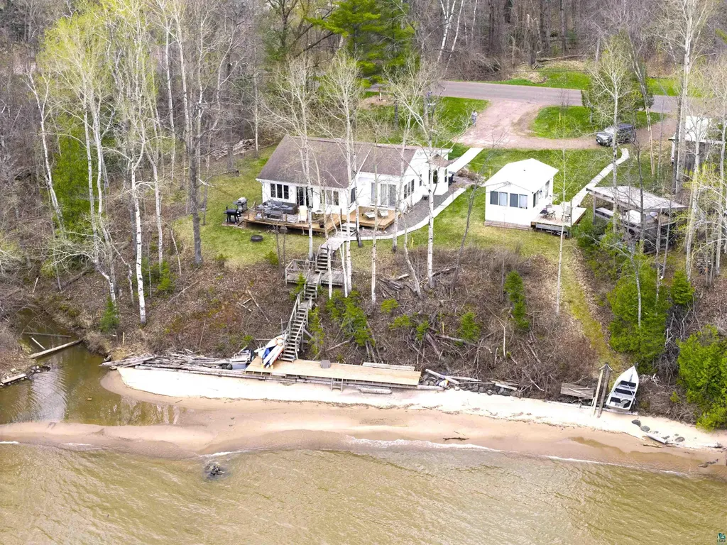 4107 Lake Park Road Ashland WI 54806