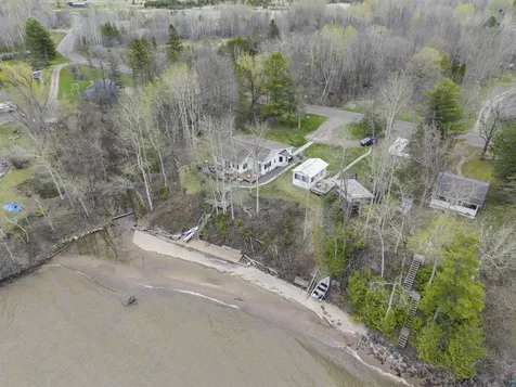 4107 Lake Park Road Ashland WI 54806