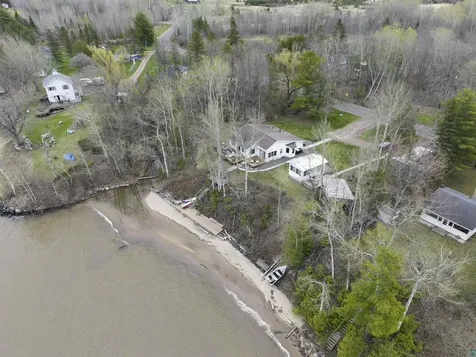 4107 Lake Park Road Ashland WI 54806
