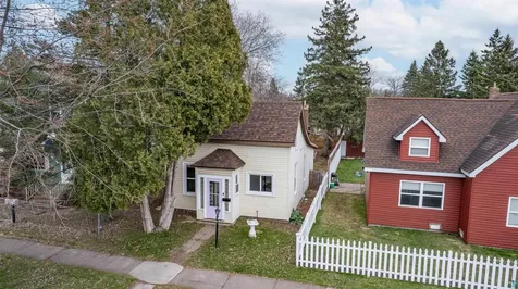 2436 Oakes Avenue Superior WI 54880