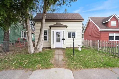 2436 Oakes Avenue Superior WI 54880