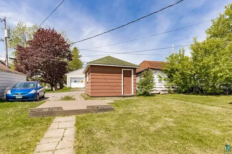 127 N 63rd Avenue W Duluth MN 55807