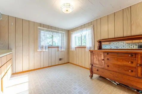 1419 E Chapman Street Ely MN 55731